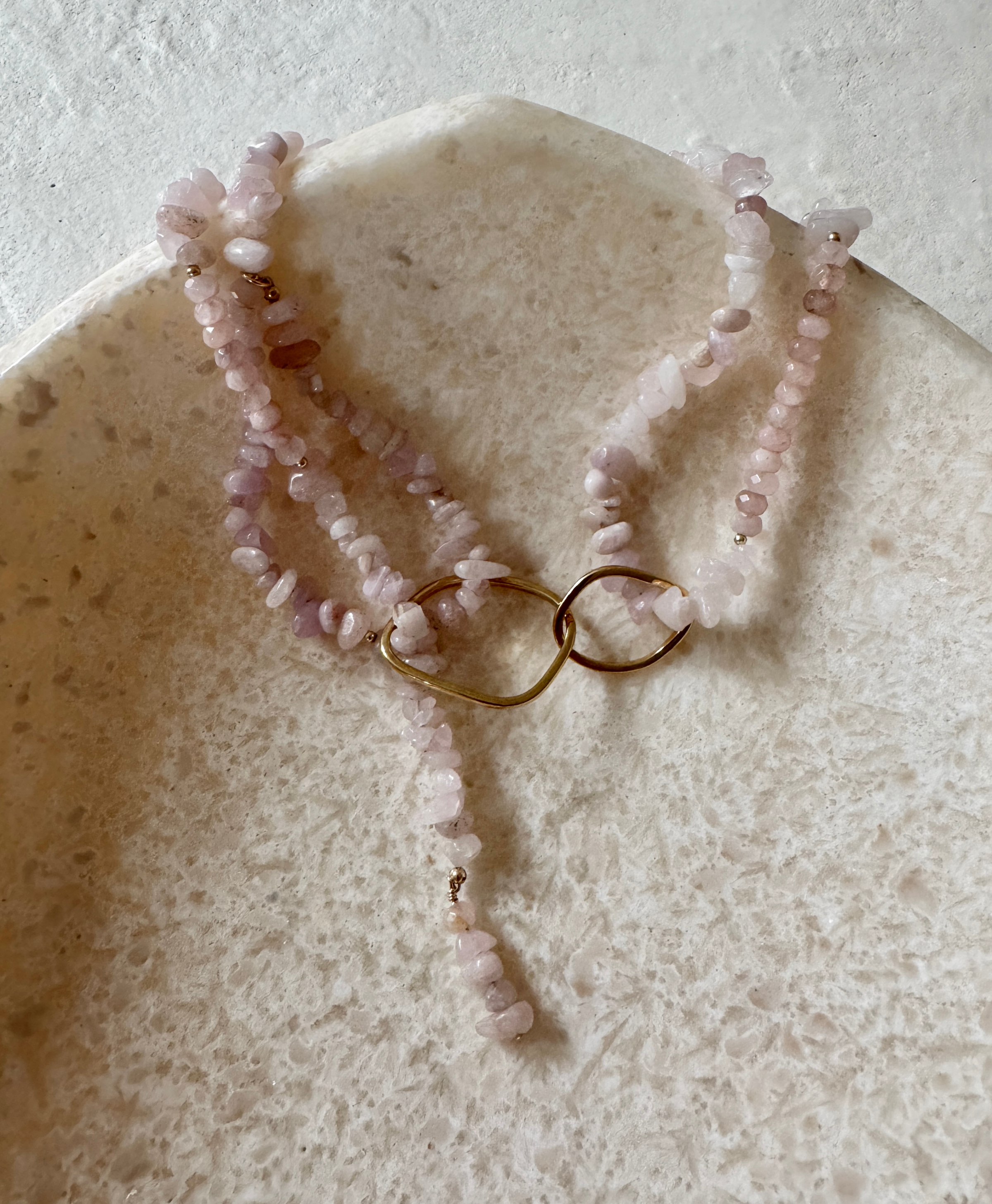 Romanz Rose Quartz Lariat Necklace