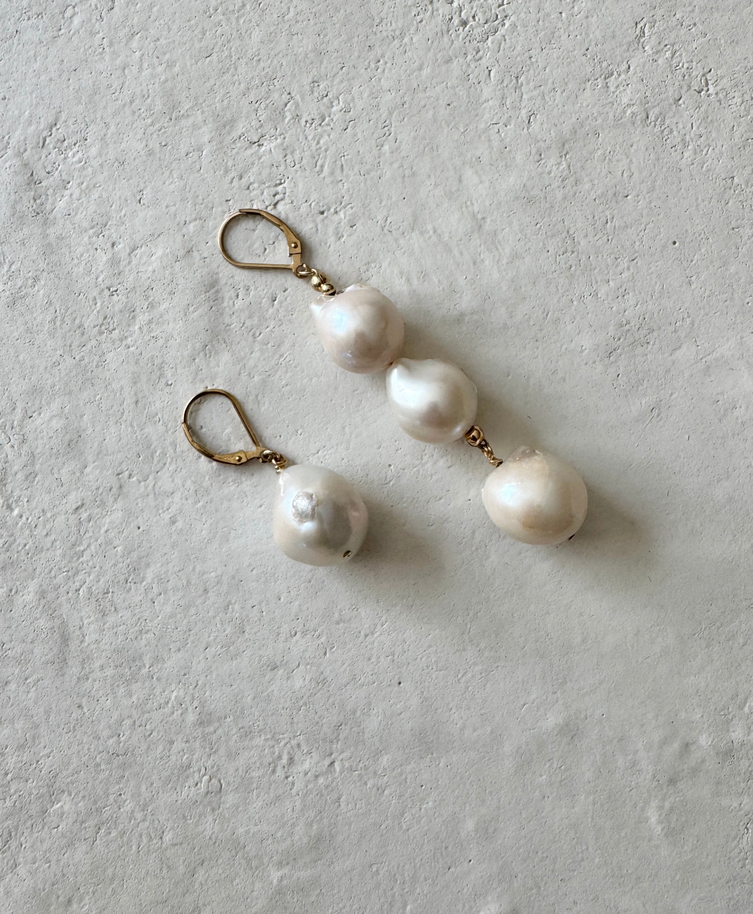 Ursa Pearl Earring Set