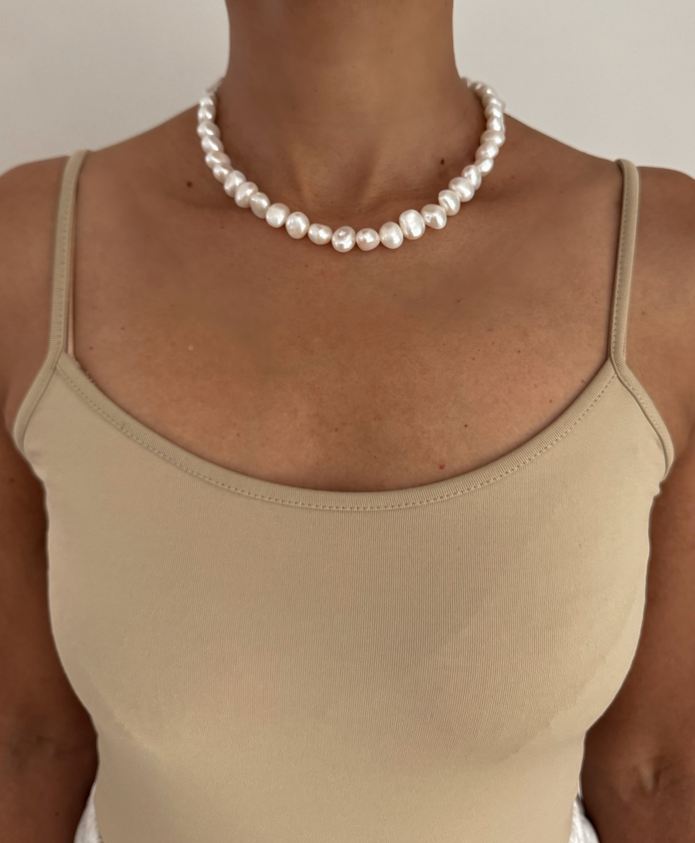 Blanche Pearl Necklace